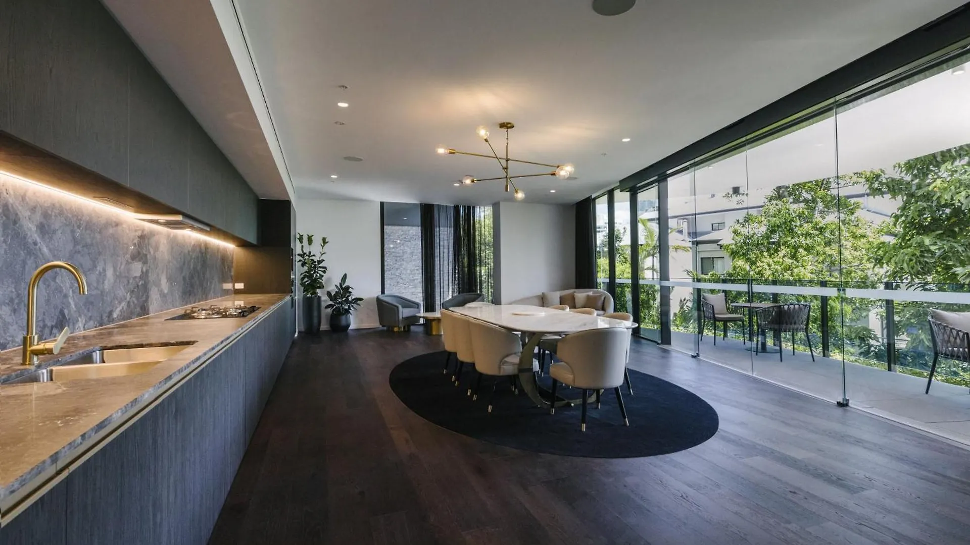 Kangaroo Point Apartment By Urban Rest Brisbane
